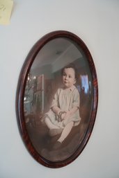 Antique Style Oval Shaped Dome Frame Of Old Baby Photo
