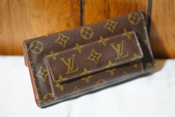 Womens Classic Vintage  Louis Vuitton Wallet