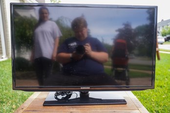 Samsung 32 Inch TV With No Remote