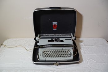 Smith Corona Super 12 - Electric Typewriter