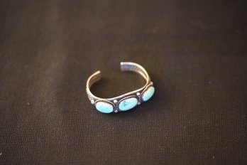 Stunning Sterling Silver Turquoise Cuff Bracelet