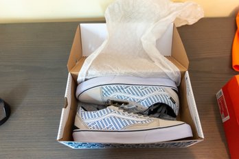 Brand New In With Box Vans Old Skull Gore-te Size 11.5