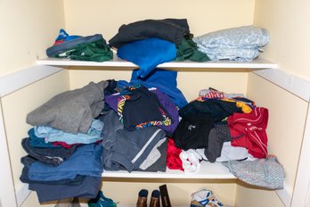 Small Bundle Of Assorted Mens Clothing