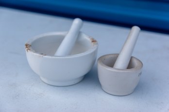 Set Of 2 Ceramic Mortar And Pestle