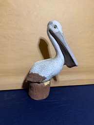 Decorative Vintage 1983 Universal Statuary Hand Painted Wooden Pelican Sculpture - Signed At Base
