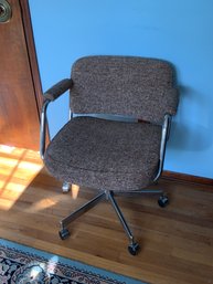 Vintage Brown Cushioned Office Rolling Chair