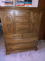 Broyhill Premiere Penn Colony Armoire Dresser