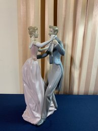 Collectible Lladro Figurines - Anniversary Waltz