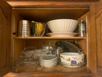 Two Shelves Of Kitchenware - Includes Baking Dishes, Vintage Sifter,  Bowls, Measuring Cups - Lot K5