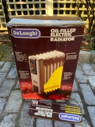 Delonghi Oil-filled Electric Radiator W/Box