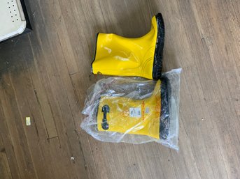 Brand New CLC Yellow Slush Boots Size 11