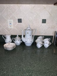 Wakbrzych Mad In Polan 13 Pieces Tea Set