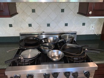 Lot Of Kitchen Pots And Pans, K3