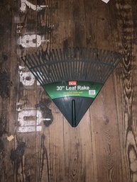 Brand New 30' Leaf Rake Heavy Duty Plastic Head