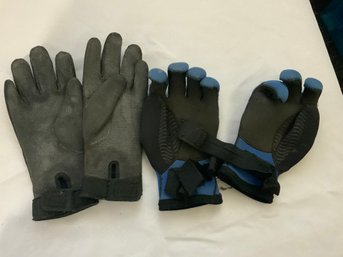 Lot Of 2 Pairs Of Size Large Neo-prene Gloves