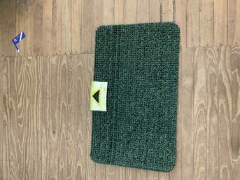 Brand New Bladed Scraper Doormat (17.5x29.5 Inches)