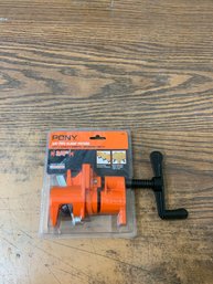 Brand New PONY 3/4' Pipe Clamp Fixture