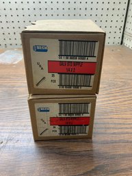 Lot Of 2 Boxes Of New Galv Std Nipple (g9)