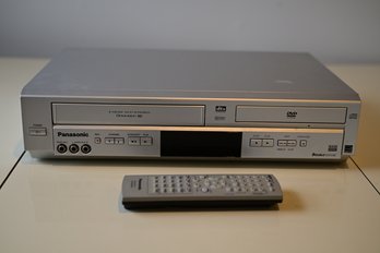 Panasonic Dvd/vCR Player With Remote