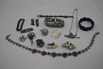 Large 15pc Assorted Costumes Jewelry Lot