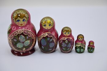 Handpainted 5 Pcs Russian Nesting Dolls