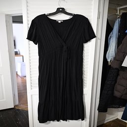 Knox Rose Size Large, Black Woman's Dress