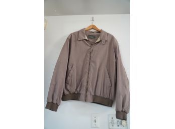 MEN VAN HEUSEN JACKET, SIZE XL!!