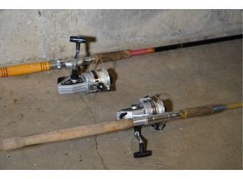 LOT OF 2 VINTAGE FISHING ROD AND REEL,