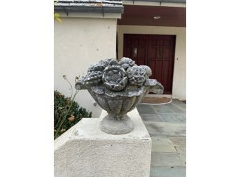 PAIR OF OUTDOOR CEMENT DECORATION FLOWER SET, 12X17 INCHES