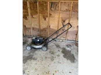 CRAFTMAN, BRIGGS & STRATION 8HP LAWN MOWER, HAS COMPRESSION!