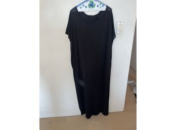 URBAN ZEN LONG BLACK DRESS SIZE ML, RETAIL OVER $1000