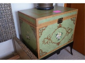 VINTAGE HAND PAINTED STORAGE STYLE SIDE TABLE ASIAN STYLE WITH HARDWARE