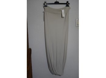 NEW WITH TAGS, URBAN ZEN EASY DRAWSTRING TWISTED TUBE WHITE SMOKE, SIZE M/L RETAIL $1125