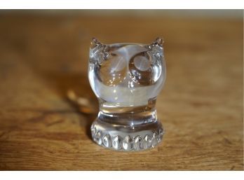 SMALL GLASS OWL DECORATION, MARKED, 3IN HEIGHT