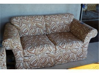 VINTAGE CUSTOM LEAF PATTERN LOVESEAT!!