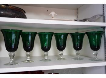 LOT OF 6 SUNDAY GREEN GLASSES