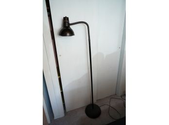 VINTAGE BLACK METAL STANDING LAMP, 69IN HEIGHT