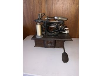 ANTIQUE TABLE TOP SEWING MACHINE