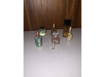 LOT OF WOMENS PERFUMES