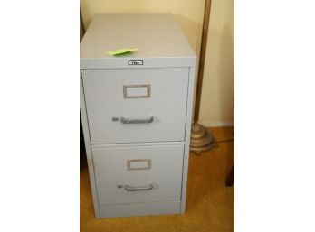 METAL FILING CABINET