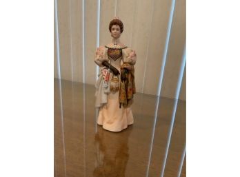 2000 PORCELAIN ALBEE AWARD FIGURINE PEACH DRESS (9 INCHES HEIGHT)