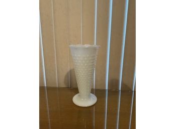 MILK GLASS VASE (9.5 INCHES HEIGHT)