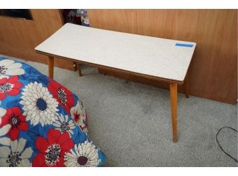 MID-CENTURY COFFEE TABLE WHITE TOP