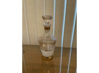 MID CENTURY DECANTER (9 INCHES HEIGHT)