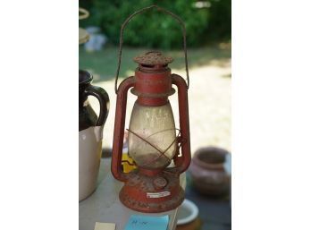 VINTAGE RED COLOR METAL OUTDOOR OIL LANTER 16IN HIGH