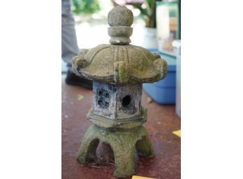 OUTDOOR CEMENT BIRD HOUSE STYLE STATUE (READ INFO) 18IN HIGH