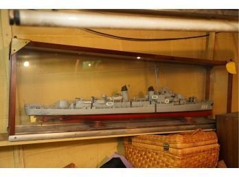 RARE! VINTAGE 866 WOOD MILITARY SHIP MODEL