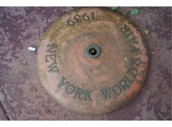 RARE! ORIGINAL 1939 NY WORD'S FAIR UMBRELLA STAND