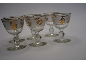 LOT OF 6 GORGEOUS MCM SMALL WINE GLASSES WITH LEAFS ENGRAVING