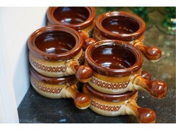 GORGEOUS SET OF 8 CERAMIC SOUP BOWLS